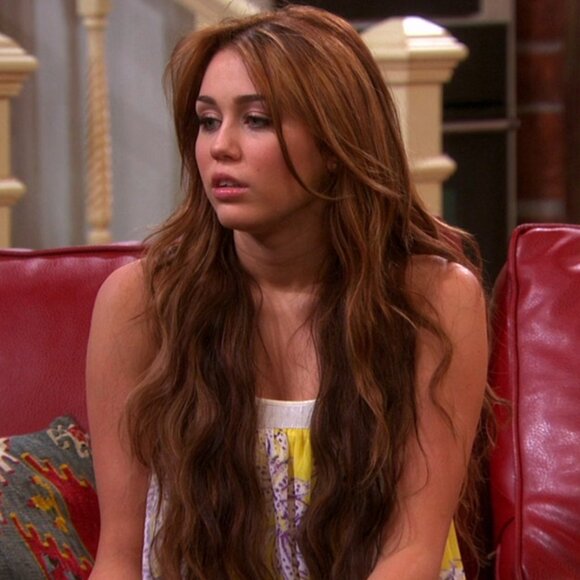 McGinn Floral Tank ASO Miley Stewart - Picture 9 of 9